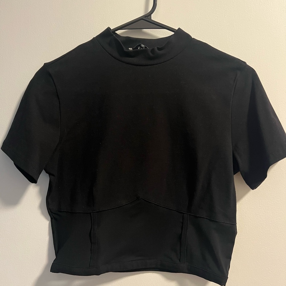 NA-KD Cropped Mesh Shirt